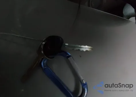 2002 Chevrolet Silverado 1500 z USA, uszkodzony, nr VIN 2GCEC19W821229088